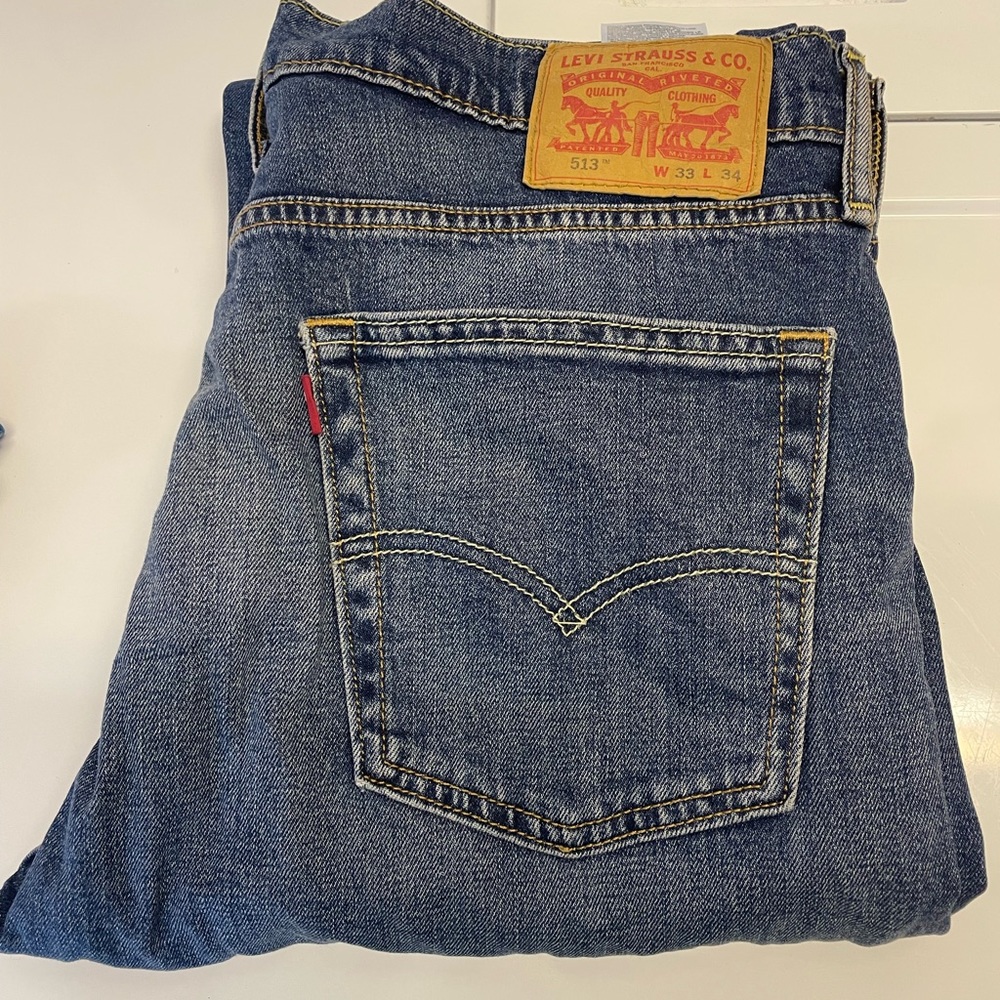 Men’s Levi’s 513 size 33x34